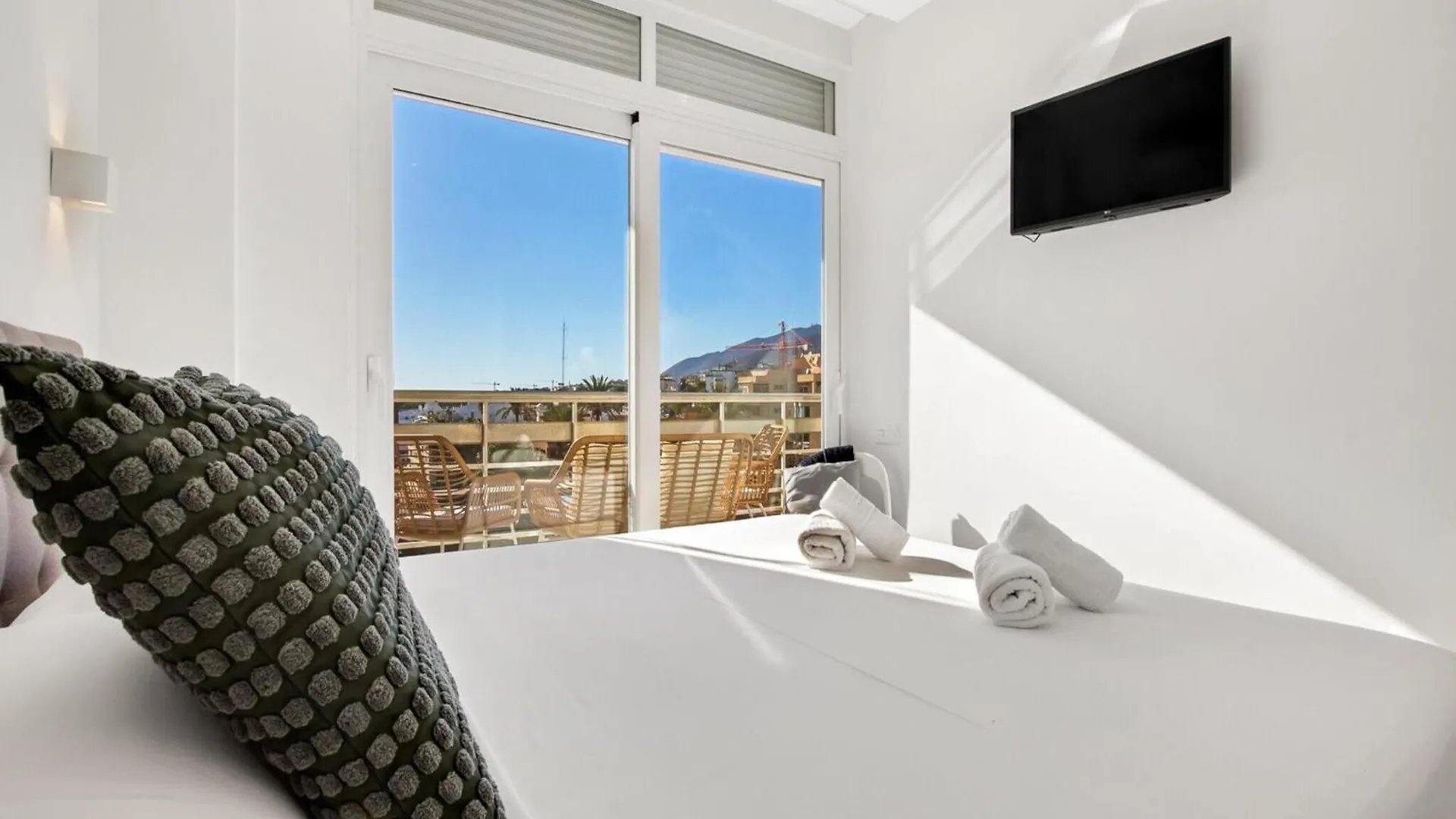 Sea-View Apartment In Torremolinos