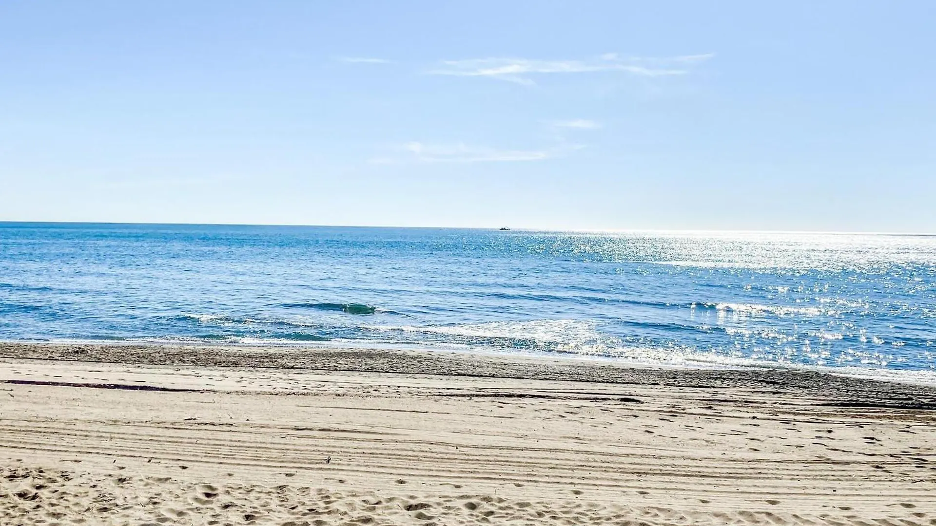 Sea-View Apartment In Torremolinos 0*,