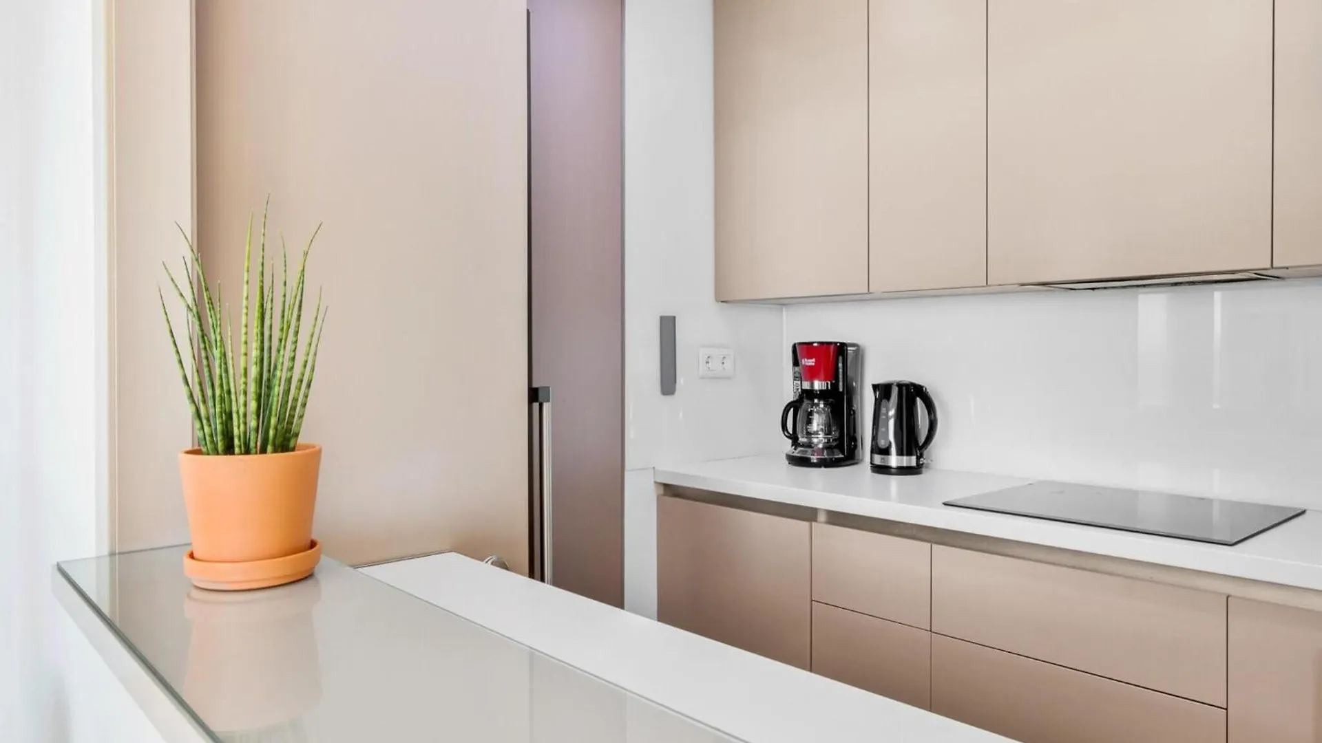 Sea-View Apartment In Torremolinos