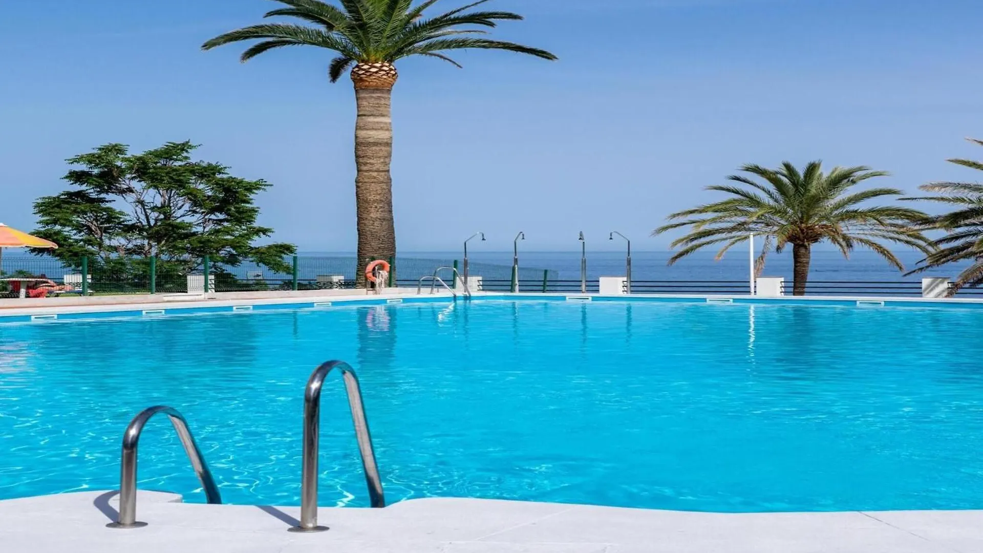 Sea-View Apartment In Torremolinos