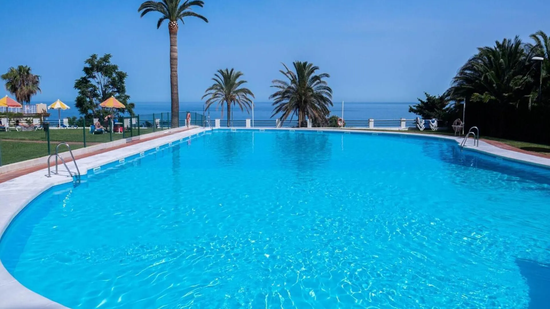 Sea-View Apartment In Torremolinos
